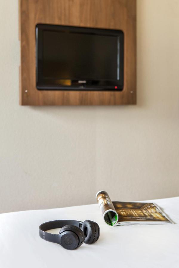 Campanile Paris Est -